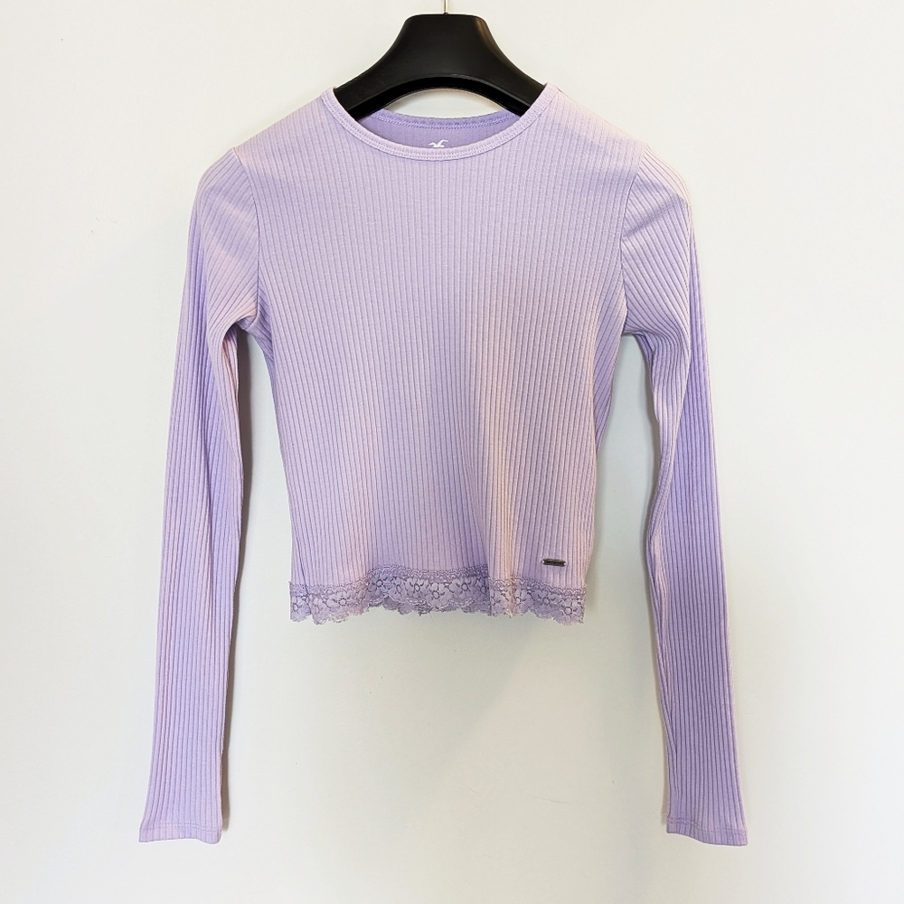 Hollister - Summer Lavender Long Sleeve Fitted Crop Top With Lace Sz S